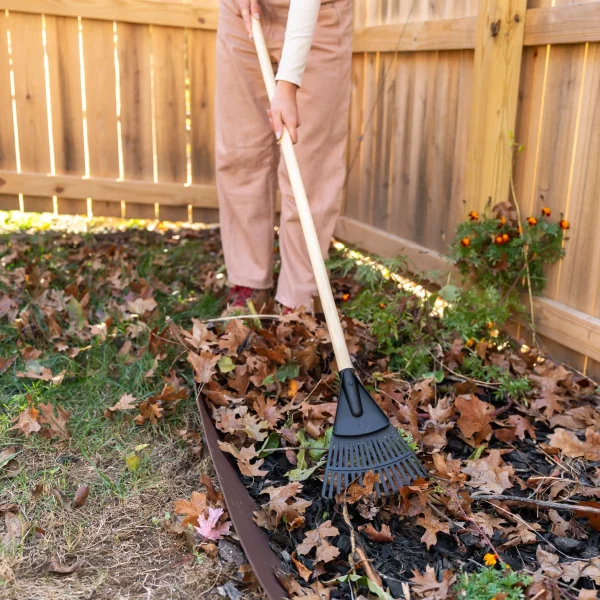8-inch Wood and Poly Shrub Leaf Rake - Image 3
