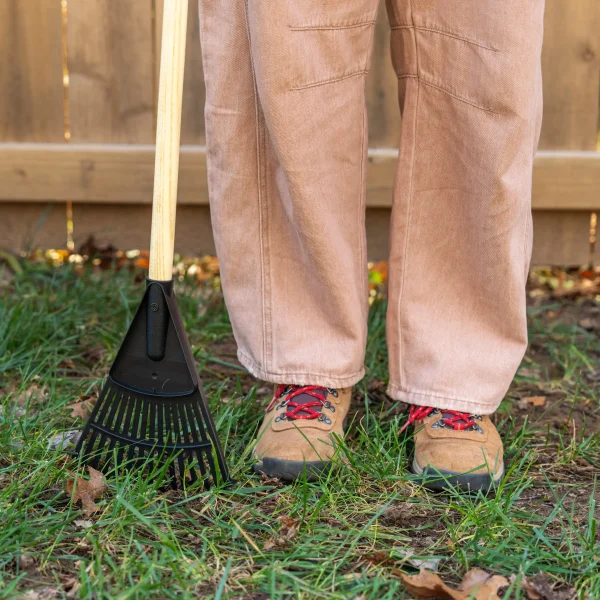 8-inch Wood and Poly Shrub Leaf Rake - Image 4
